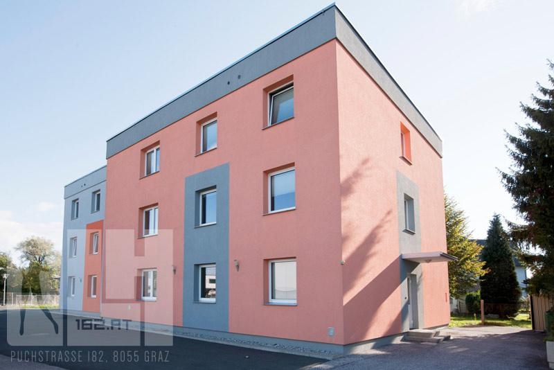 Laufhaus 182 in Graz — Bordell, Erotikclub und Laufhaus — photo 2